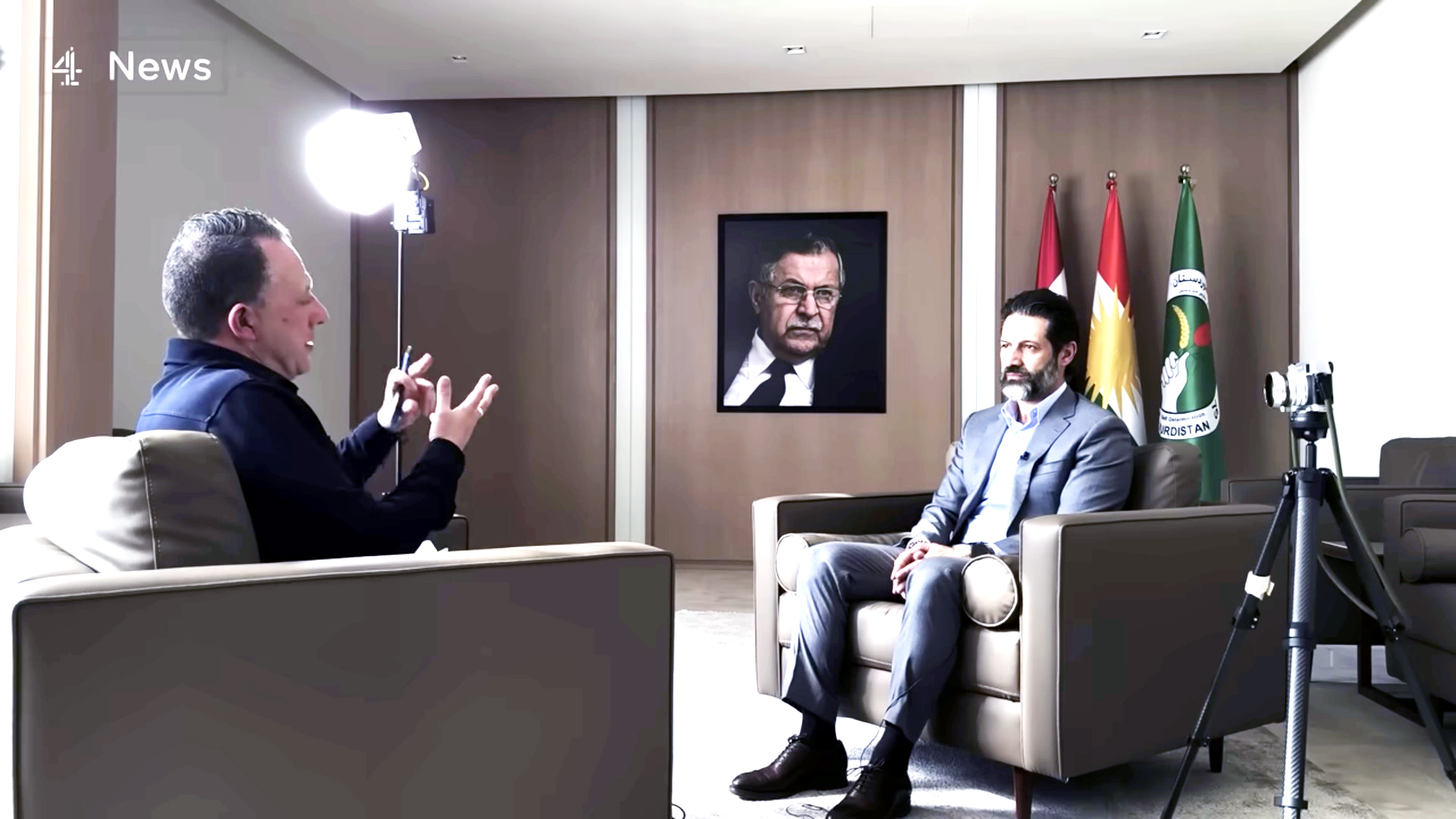 قوباد طالباني: هذه ليست حربنا وهذه رسالتنا للجماعات الكردية الايرانية